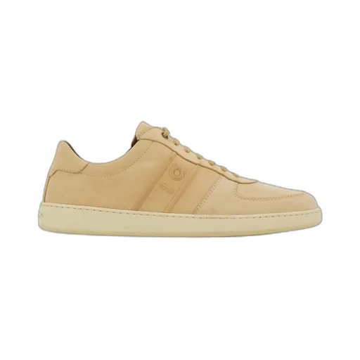 Low-Top Sneaker
