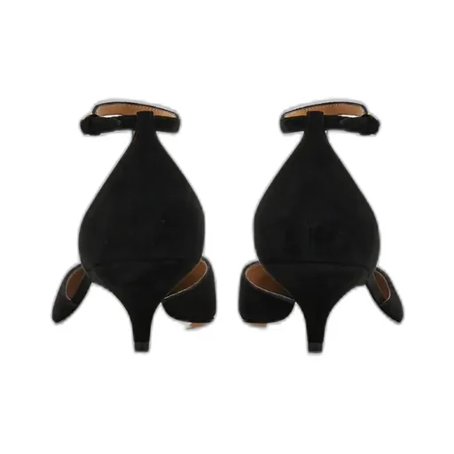 F Buckle T-Strap Pump