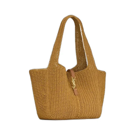 Le 5 à 7 Logo Plaque Shoulder Bag