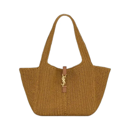 Le 5 à 7 Logo Plaque Shoulder Bag