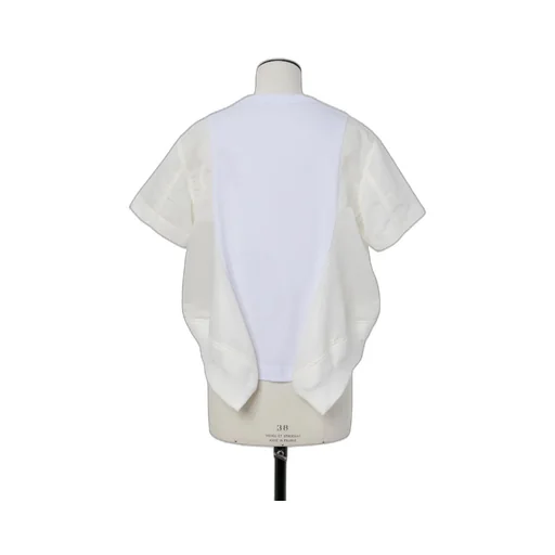 Button-Detailed Short-Sleeved Top