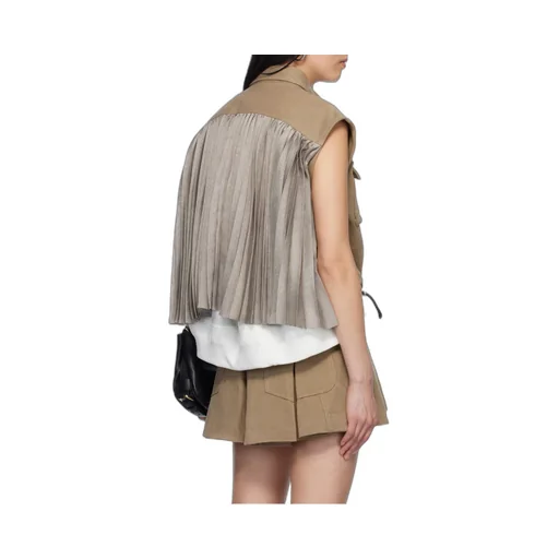 Collared Pleated Sleeveless Shirt