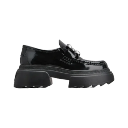 Wallaviv Buckle Embellished Loafers
