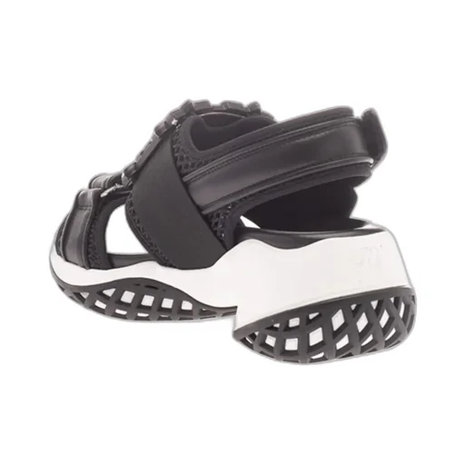 Viv' Run Diamond Button Sandals