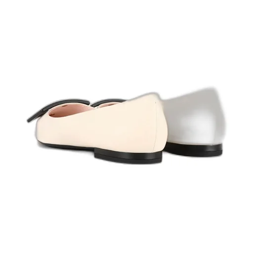 Gommettine Pointed-Toe Flat Shoes