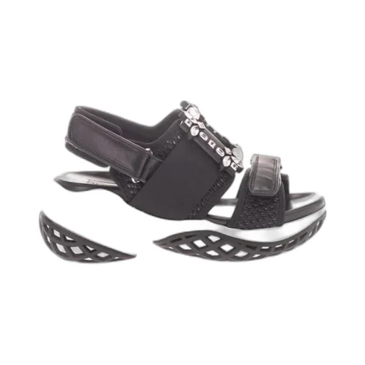 Viv' Run Diamond Button Sandals