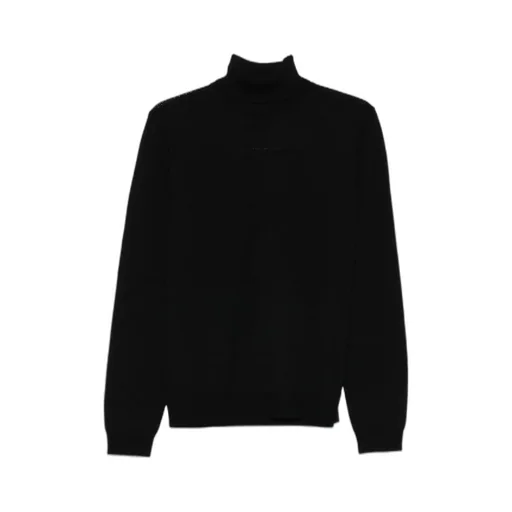High-Necked Long-Sleeve Sweater