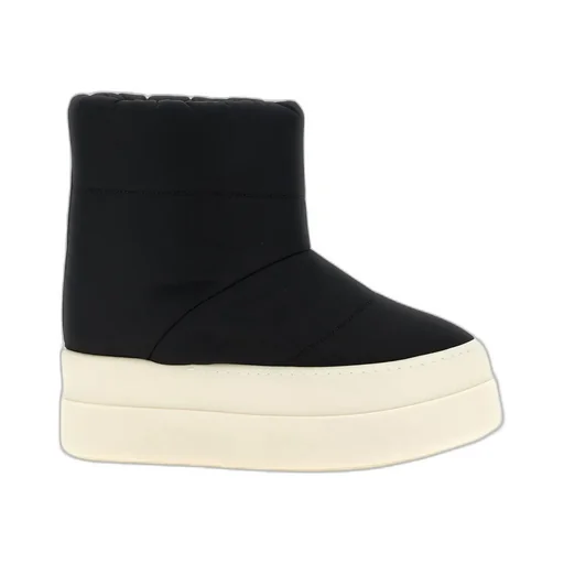 Mega Bumper Snow Boots