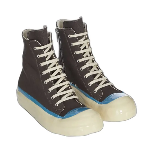 Concordians Sneakers