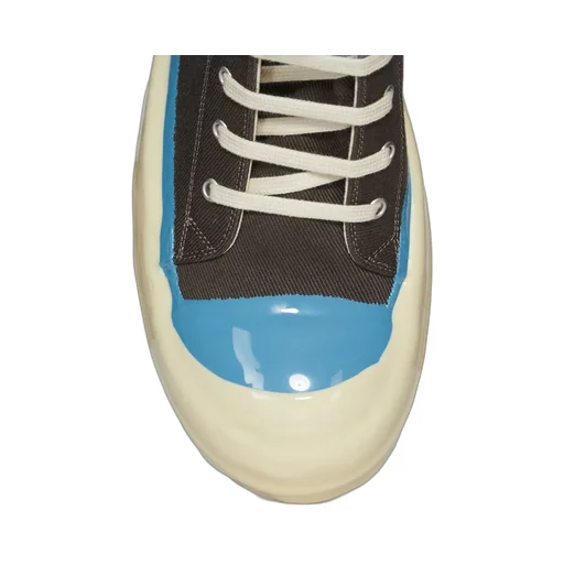 Concordians Sneakers