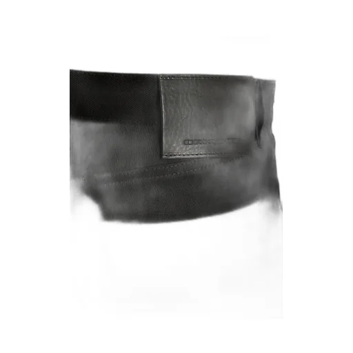 Kurdt Jeans
