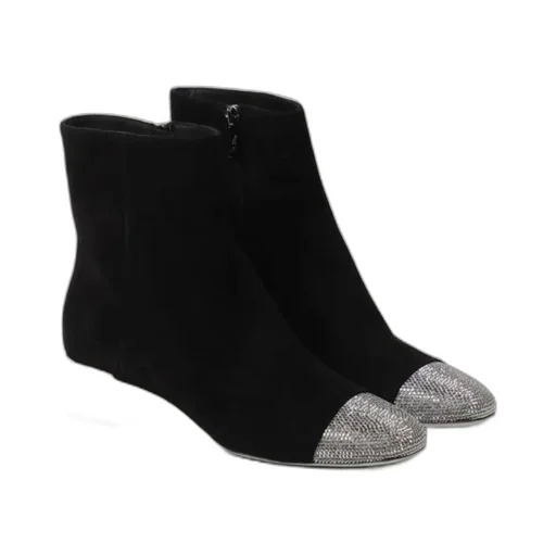 Embellished Pointed Toe Boots