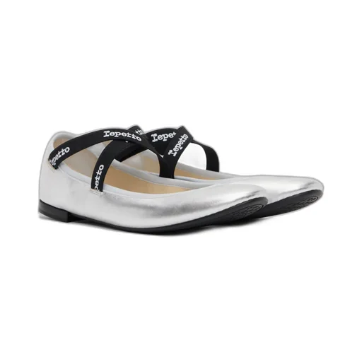 Elastic Detail Ballet Shoes