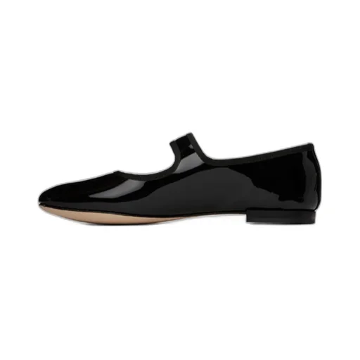 Flat-Soled Ballet Shoes
