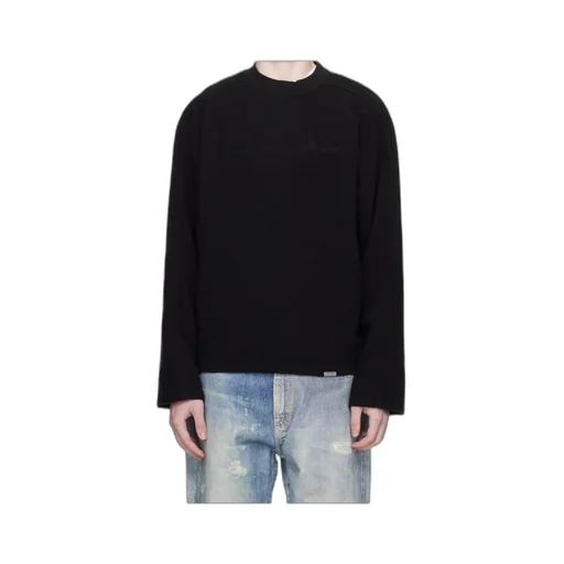 Long-Sleeved T-Shirt