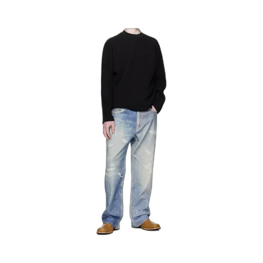 Long-Sleeved T-Shirt