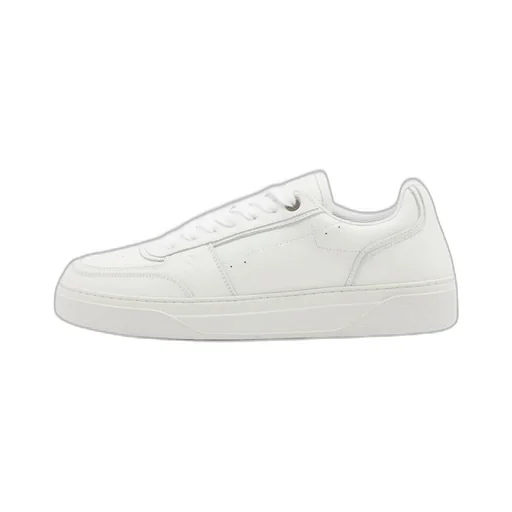 Round-Head Sneakers