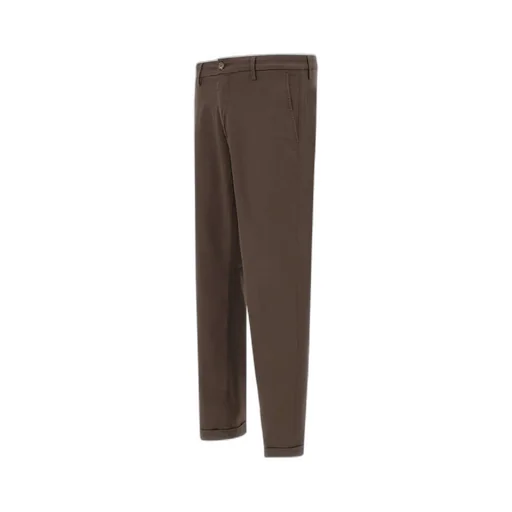 Mucha Slim-Fit Chinos