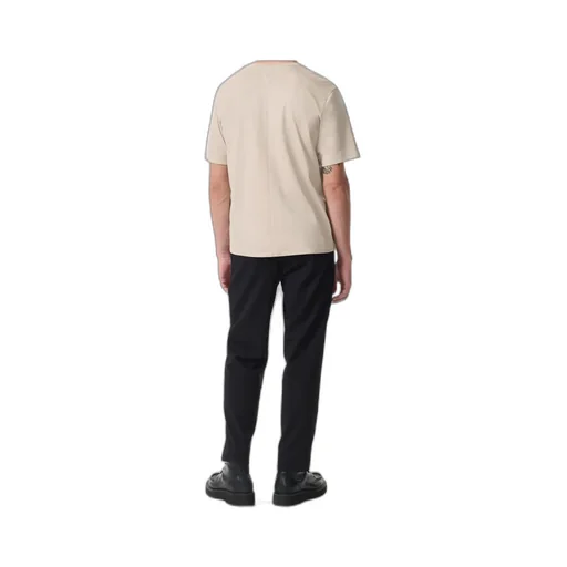 Short-Sleeved T-Shirt