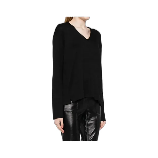 Long-Sleeved T-Shirt