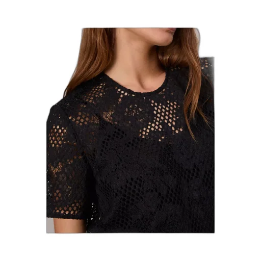 Short-Sleeved T-Shirt