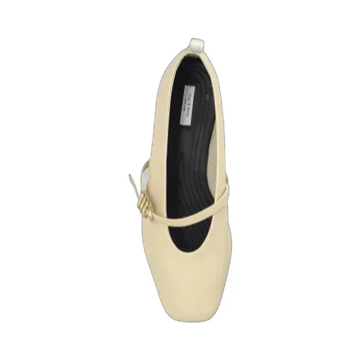 Square-Toe Leather Ballerina Shoes