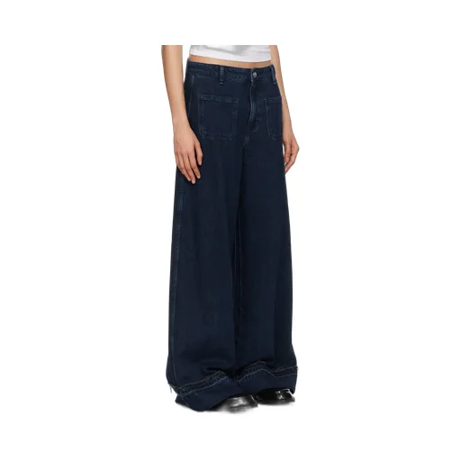 Wide-Leg Jeans