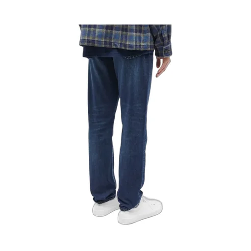 Belt-Loop Jeans