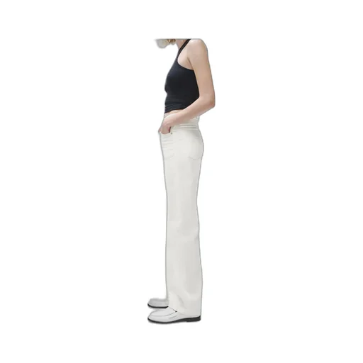 Wide-Leg Jeans