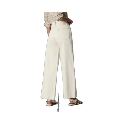 Wide-Leg Jeans