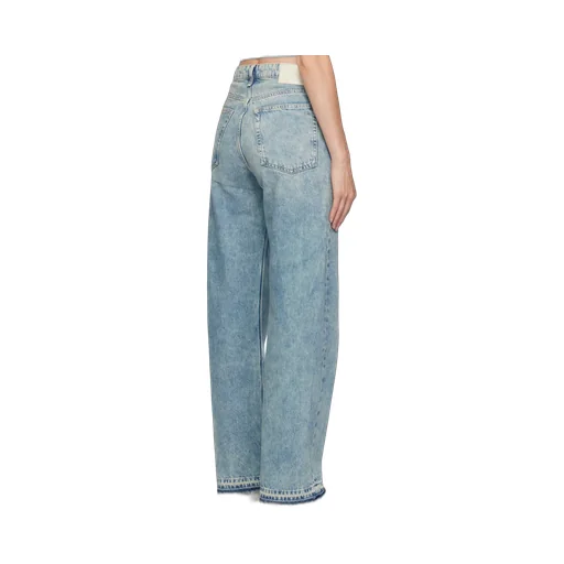 Wide-Leg Jeans