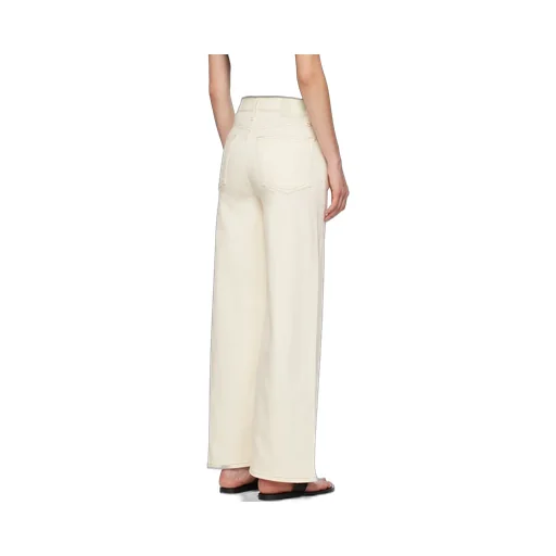 Wide-Leg Jeans