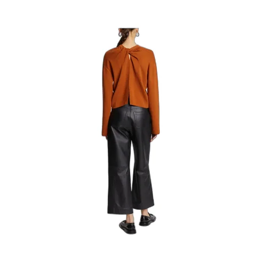 Long-Sleeved Sweater With Twisted Back