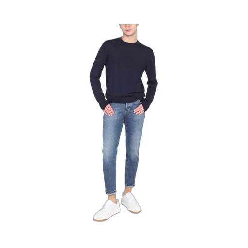 Roundneck Knit Sweater