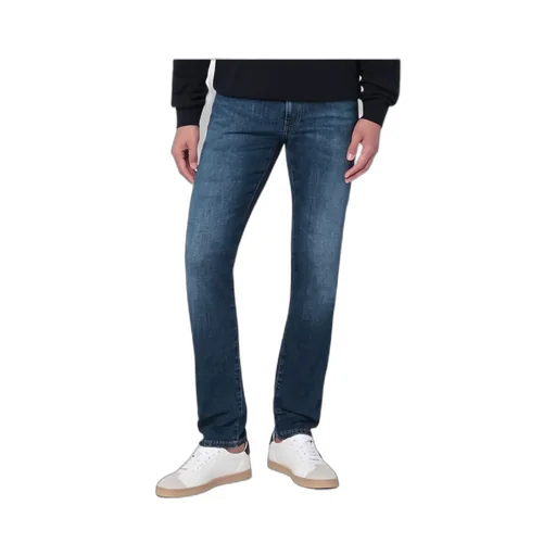 Whiskering-Effect Jeans