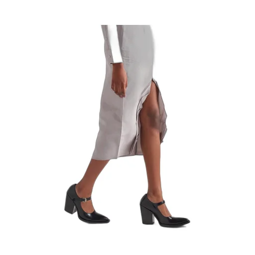 High-Waist Slim-Cut Skirt
