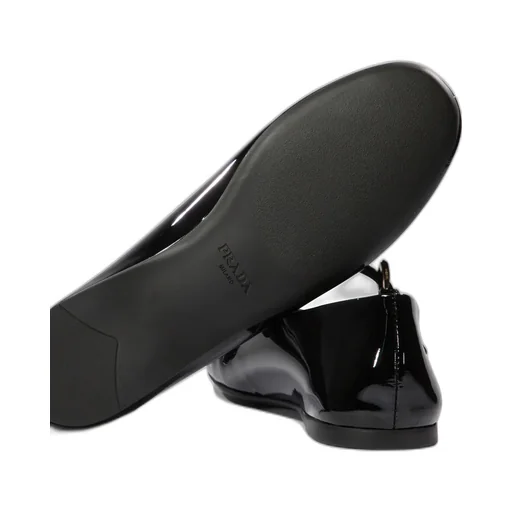 Triangle-Logo Round-Toe Ballerina Shoes