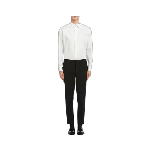 Buttoned Long-Sleeved Shirt