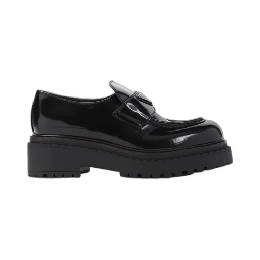 Triangle-Logo Round-Toe Loafers