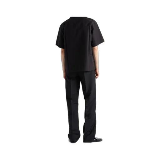 Short-Sleeved Buttoned Shirt