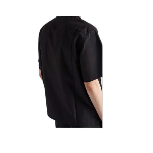Short-Sleeved Buttoned Shirt