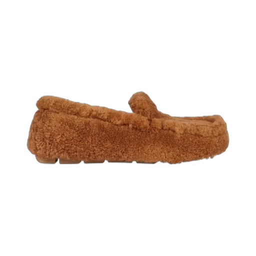 Logo Plaque Round Toe Loafers