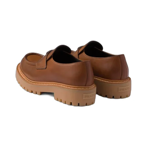 Triangle-Logo Loafers