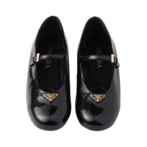 Triangle Logo Ballerinas