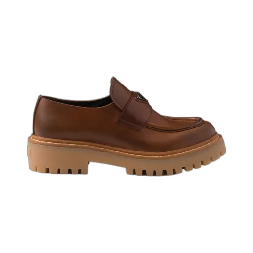 Triangle-Logo Loafers