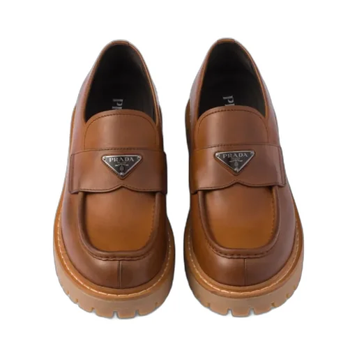 Triangle-Logo Loafers