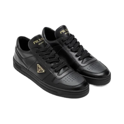 Downtown Round-Head Sneakers