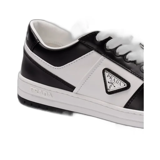 Downtown Two-Toned Laced Sneakers
