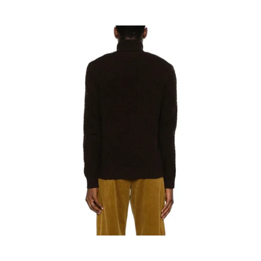 Long-Sleeved Sweater