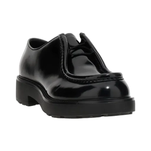 Round-Toe Lace-Up Shoes